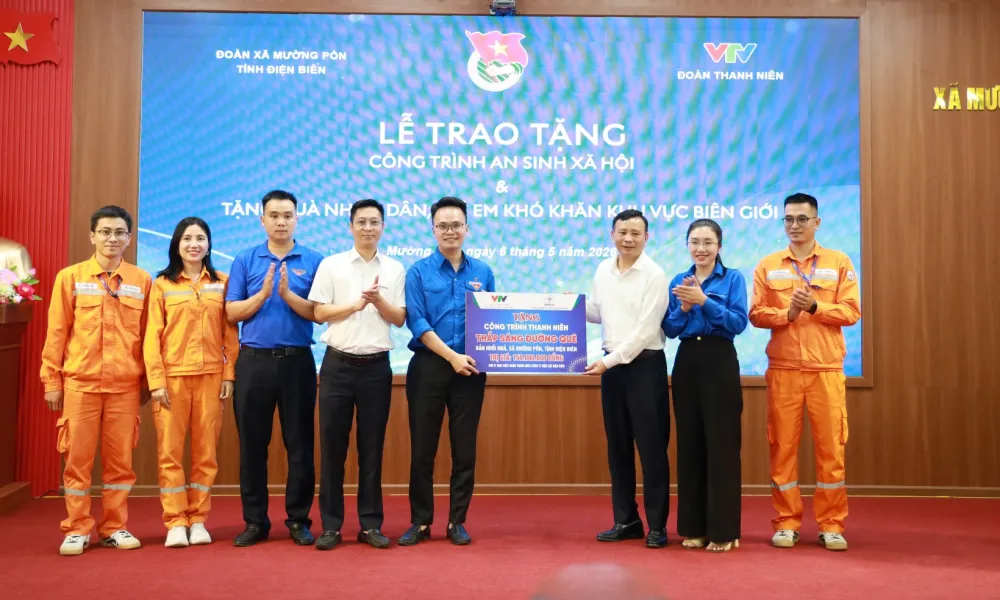 TUỔI TRẺ CÔNG TY ĐIỆN LỰC ĐIỆN BIÊN ĐỒNG HÀNH CÙNG ĐOÀN CÔNG TÁC VTV LAN TỎA ÁNH SÁNG VÙNG CAO