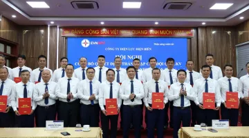 CÔNG TY ĐIỆN LỰC ĐIỆN BIÊN TRIỂN KHAI MÔ HÌNH MỚI: THÀNH LẬP CÁC ĐỘI QUẢN LÝ ĐIỆN LỰC KHU VỰC