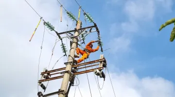 Đội Quản lý Điện lực Khu vực Điện Biên Phủ sẵn sàng các phương án đảm bảo nguồn điện dịp cuối năm 2025