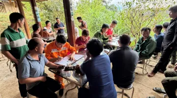 Điện lực Na Sang đẩy mạnh thanh toán tiền điện không dùng tiền mặt