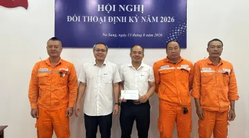 Điện lực Na Sang (Công ty Điện lực Điện Biên) tổ chức đối thoại định kỳ năm 2026 với Người lao động
