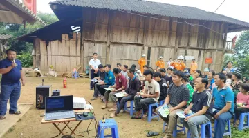 Tuyên truyền sử dụng điện an toàn, tiết kiệm và bảo vệ hành lang lưới điện