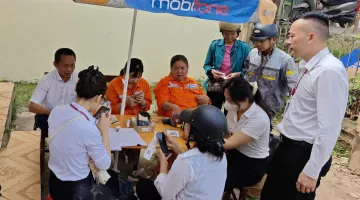 Điện lực Thanh An đẩy mạnh thanh toán tiền điện không dùng tiền mặt