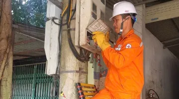 Đội QLĐLKV Thanh An đảm bảo cung cấp điện an toàn, ổn định phục vụ Tết Nguyên đán 2026