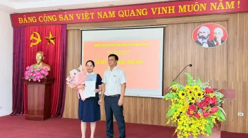 Điện lực Thanh An (CTĐL Điện Biên) kết nạp hai đảng viên mới