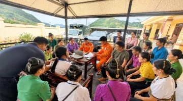 Điện lực Tủa Chùa đẩy mạnh thanh toán tiền điện không dùng tiền mặt, góp phần xây dựng nông thôn mới tại các xã vùng cao nguyên đá