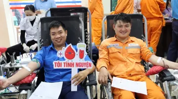 Tuần Lễ Hồng EVN - Vạn trái tim, một tấm lòng