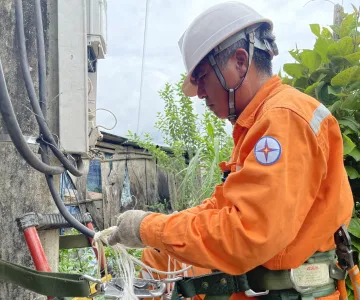 Điện lực Mường Ảng (CTĐL Điện Biên) đảm bảo cấp điện an toàn cho Kỳ thi tốt nghiệp THPT năm 2026