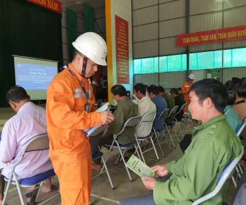 PC Điện Biên tăng cường tuyên truyền điện trong dân