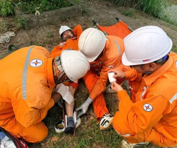 Nâng cao kỹ năng xử lý sự cố và an toàn lao động tại Điện lực Điện Biên Phủ