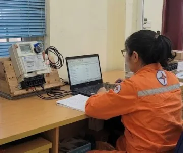 Trung tâm thí nghiệm điện chủ động phương án lập công tơ 3 giá trước đề xuất thay đổi khung giờ hệ thống điện