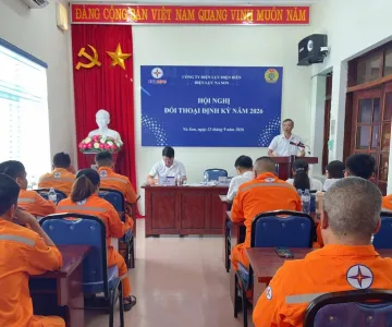 Điện lực Na Son (Công ty Điện lực Điện Biên) phát huy dân chủ cơ sở qua đối thoại nơi làm việc