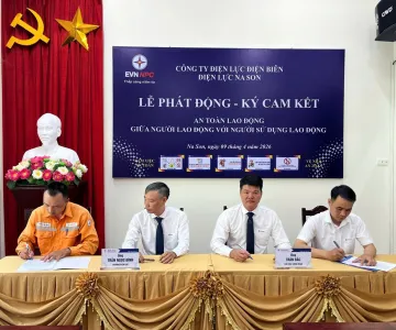 Điện lực Na Son tổ chức lễ phát động và ký cam kết an toàn lao động năm 2026