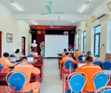 Đội QLĐLKV Tủa Chùa siết chặt kỷ cương, nâng cao an toàn vận hành lưới điện qua kỳ sát hạch năm 2025