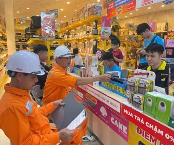 Đội Quản lý Điện lực Khu vực Tuần Giáo lan tỏa thông điệp “Tiết kiệm điện thành thói quen” hưởng ứng Giờ trái đất 2026