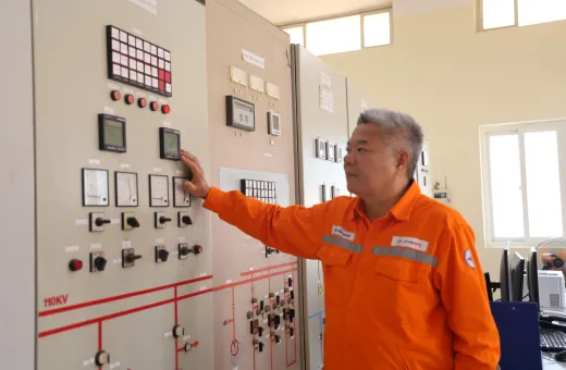 Xí nghiệp lưới điện cao thế Điện Biên tổ chức hội nghị đối thoại định năm 2025