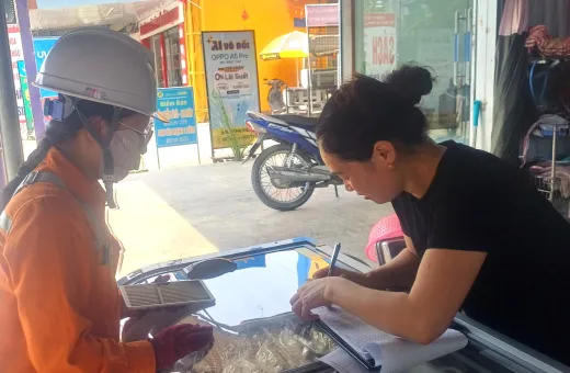 PC Điện Biên hoàn thành chốt chỉ số công tơ điều chỉnh giá điện đảm bảo công khai, minh bạch