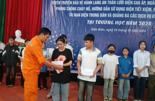 Điện lực Điện Biên tuyên truyền sử dụng điện an toàn, hiệu quả tiết kiệm điện trong trường học