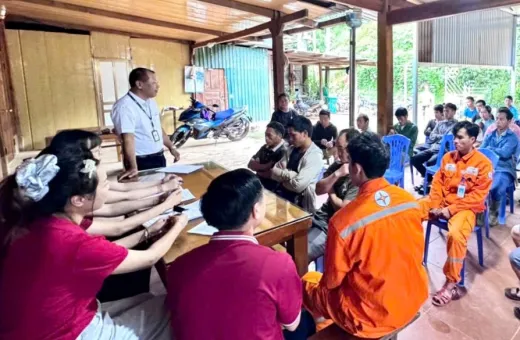 Điện lực Mường Nhé đẩy mạnh thanh toán tiền điện không dùng tiền mặt