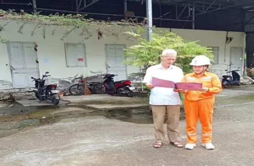 Công ty Điện lực Điện Biên tăng cường tuyên truyền kiểm tra, thực hiện giá bán lẻ điện đối với sinh viên người lao động thuê nhà để ở