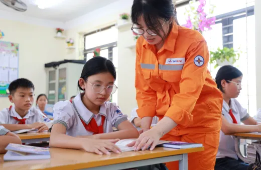 TUỔI TRẺ PC ĐIỆN BIÊN XUNG KÍCH LAN TỎA THÔNG ĐIỆP GIỜ TRÁI ĐẤT TẠI TRƯỜNG TIỂU HỌC NOONG BUA