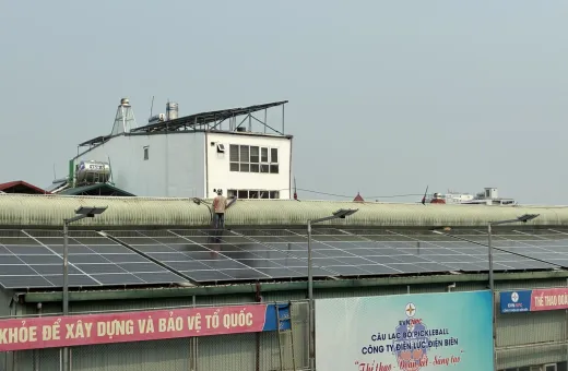 Để mỗi mái nhà là một "vạt nắng xanh" giữa nắng ngàn, khách hàng Điện Biên cùng hưởng ứng lắp đặt điện mặt trời tự sản xuất, tự tiêu thụ