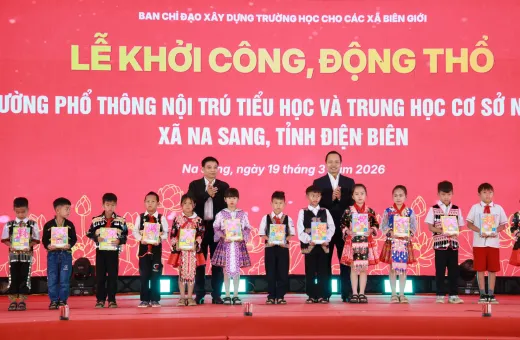 Công ty Điện lực Điện Biên đảm bảo cấp điện an toàn cho Lễ khởi công đồng loạt 5 trường liên cấp vùng biên