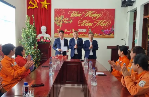 Công đoàn PC Điện Biên kiểm tra công tác trực Tết và động viên CBCNV Đội Na Son