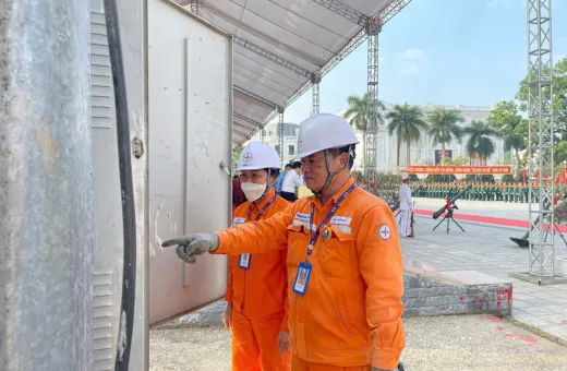 Đội QLĐLKV Điện Biên Phủ đảm bảo cấp điện an toàn, ổn định phục vụ Lễ ra quân huấn luyện năm 2026