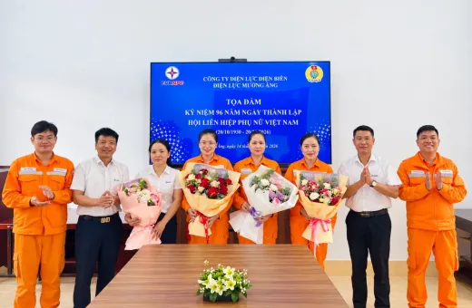 Điện lực Mường Ảng tọa đàm kỷ niệm 96 năm Ngày thành lập Hội Liên hiệp Phụ nữ Việt Nam (20/10)