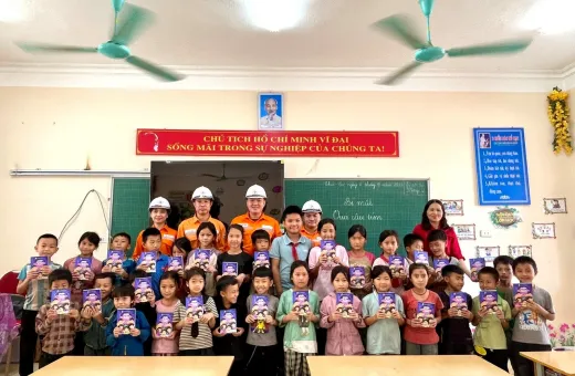 Điện lực Mường Nhé và hành trình mang “đại sứ năng lượng nhí” đến với mảnh đất biên cương