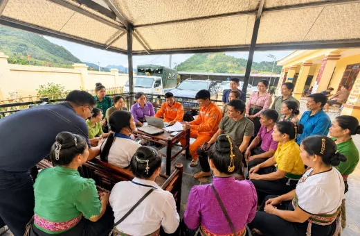 Điện lực Tủa Chùa đẩy mạnh thanh toán tiền điện không dùng tiền mặt, góp phần xây dựng nông thôn mới tại các xã vùng cao nguyên đá