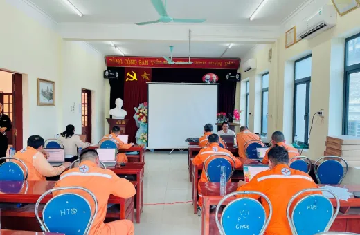 Đội QLĐLKV Tủa Chùa siết chặt kỷ cương, nâng cao an toàn vận hành lưới điện qua kỳ sát hạch năm 2025