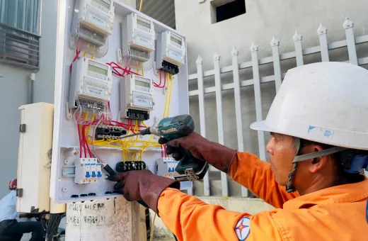 : Điện lực Tủa Chùa nâng cấp hòm công tơ, đảm bảo an toàn vận hành