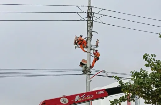 ĐẢM BẢO CUNG CẤP ĐIỆN, TẠO ĐỘNG LỰC PHÁT TRIỂN KINH TẾ - XÃ HỘI TẠI TUẦN GIÁO