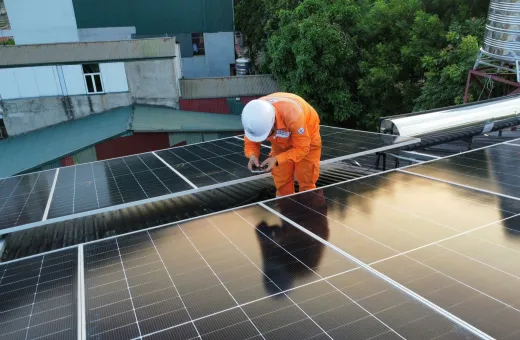 Điện lực Tuần Giáo (Công ty Điện lực Điện Biên) đẩy mạnh tuyên truyền lắp đặt điện mặt trời mái nhà