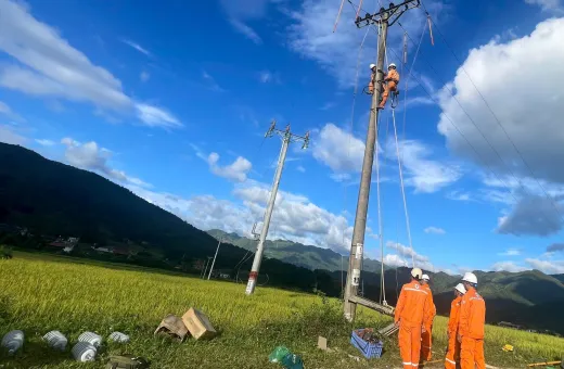 Điện lực Tuần Giáo hoàn thành đóng điện phục vụ công trình Hồ Bản Phủ và khu tái định cư