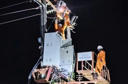 Đội Quản lý Điện lực Khu vực Tủa Chùa đảm bảo cung cấp điện và an toàn điện dịp cuối năm