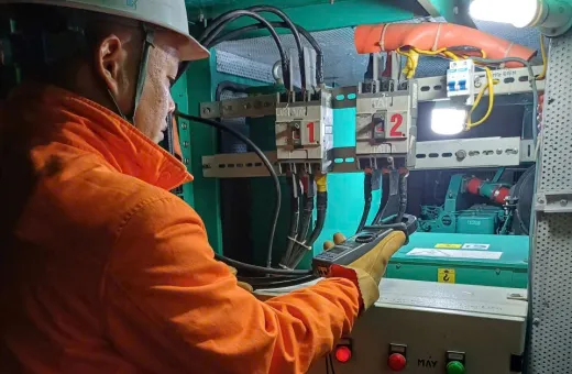 Tấm gương trung thực của người công nhân PC Điện Biên