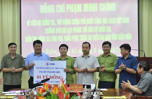 EVN ỦNG HỘ 1 TỶ ĐỒNG HỖ TRỢ ĐỒNG BÀO VÙNG LŨ TẠI ĐIỆN BIÊN.